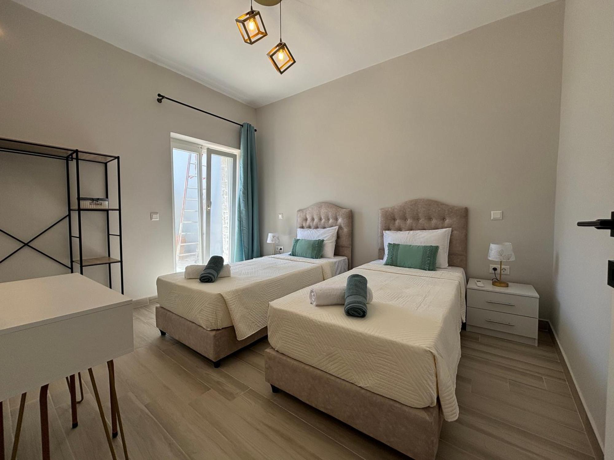 Mayflower Apartments Kassiopi Exterior photo